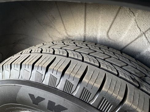 Used 2022 RAM ProMaster 2500 w/ Safety Group image 10