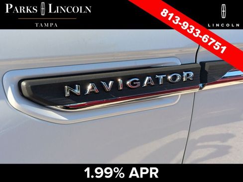 Used 2024 Lincoln Navigator Premiere AWD/4WD image 13