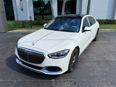 Used 2021 Mercedes-Benz Maybach S 580 4MATIC image 9