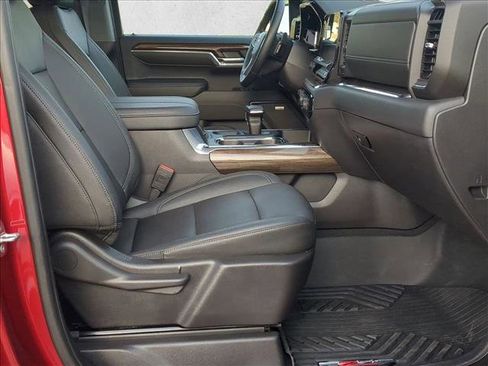 Used 2024 Chevrolet Silverado 1500 LT Trail Boss w/ Convenience Package II image 19