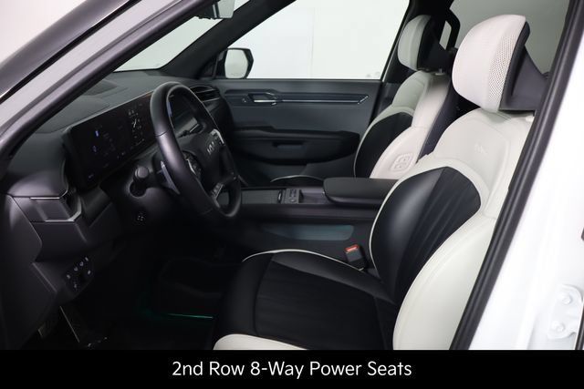 Certified 2024 Kia EV9 GT-Line AWD/4WD image 14