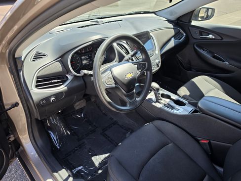 Used 2023 Chevrolet Malibu LT w/ Driver Confidence Package FWD image 11