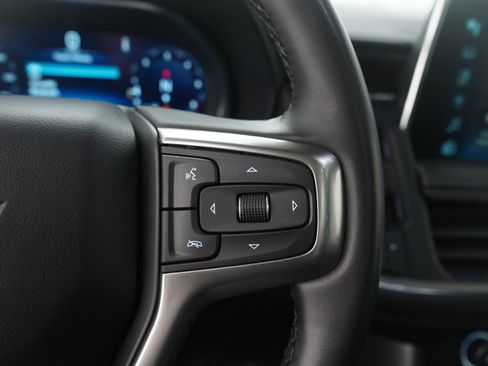 Used 2024 Chevrolet Suburban Z71 AWD/4WD image 30