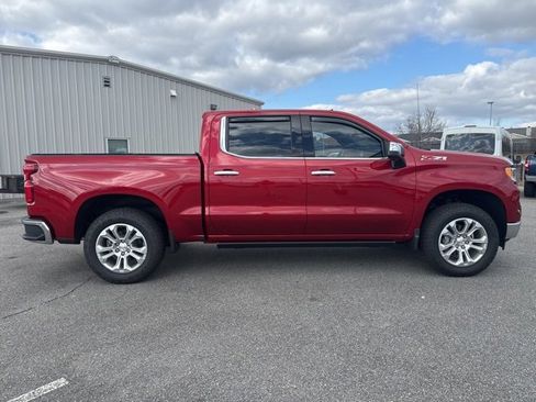 Used 2025 Chevrolet Silverado 1500 LTZ w/ LTZ Premium Package image 2