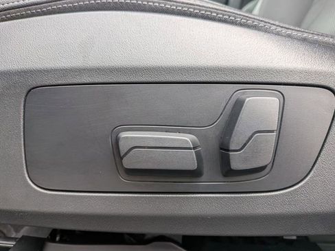 Used 2023 BMW X1 xDrive28i image 13