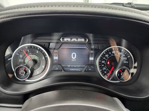 Used 2024 RAM 2500 Laramie w/ Sport Appearance Package image 10