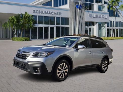 Used 2021 Subaru Outback Premium AWD/4WD image 2