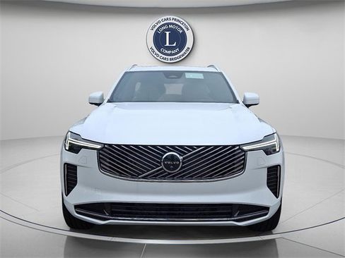 New 2026 Volvo XC90 B6 Plus w/ Protection Package Premier image 2