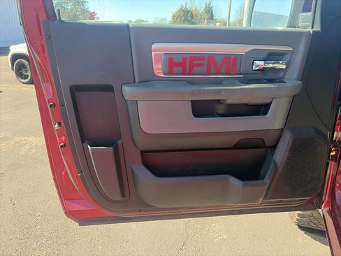 Used 2013 RAM 1500 Express image 12