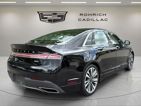 Used 2018 Lincoln MKZ Reserve w/ Climate Package FWD image 5