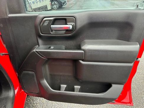 Used 2022 Chevrolet Silverado 1500 Custom image 22