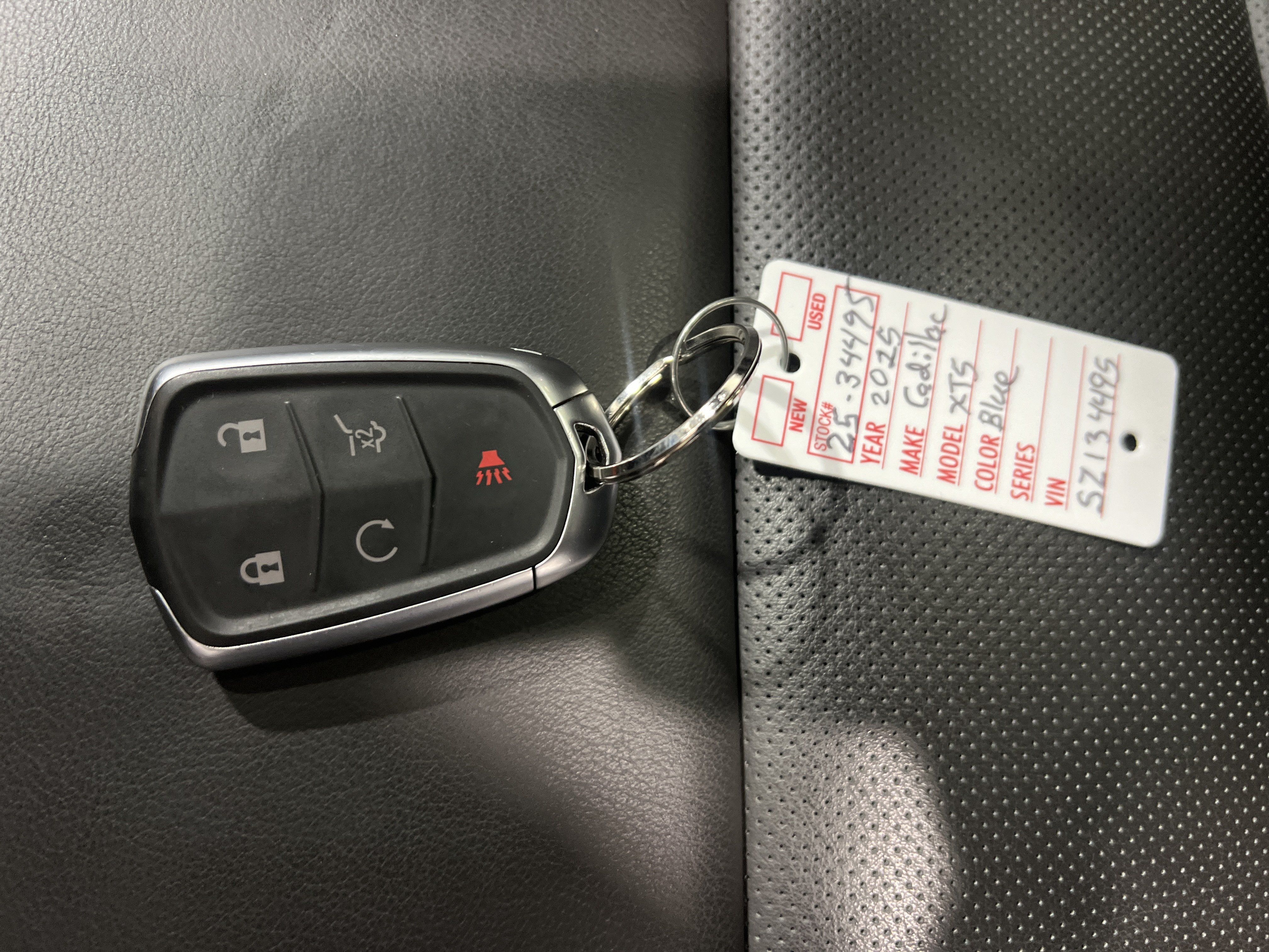 Used 2025 Cadillac XT5 Sportv w/ Technology Package AWD/4WD image 14