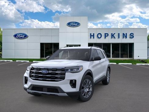 New 2026 Ford Explorer Active w/ Active Comfort Package AWD/4WD image 32