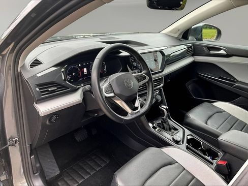 Used 2022 Volkswagen Taos SEL w/ Panoramic Sunroof Package AWD/4WD image 22