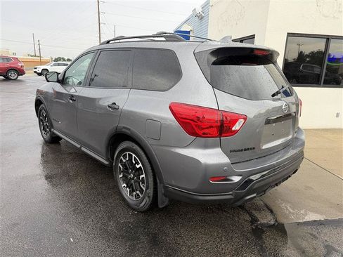 Used 2020 Nissan Pathfinder SL AWD/4WD image 5
