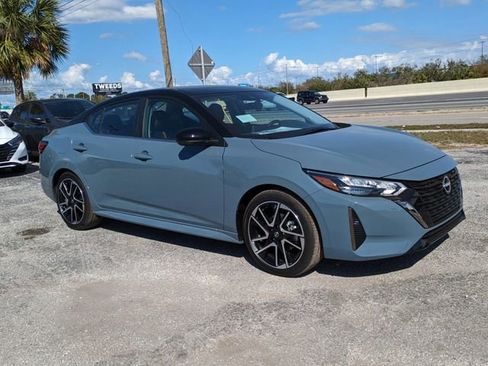 New 2025 Nissan Sentra SR w/ SR Premium Package image 2