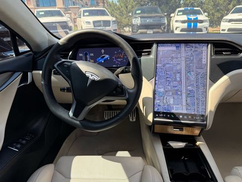 Used 2019 Tesla Model S Performance AWD/4WD image 24