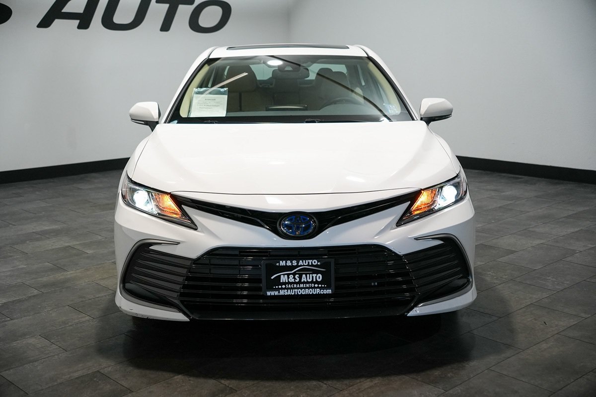 Used 2022 Toyota Camry LE w/ Audio Upgrade Package FWD image 2