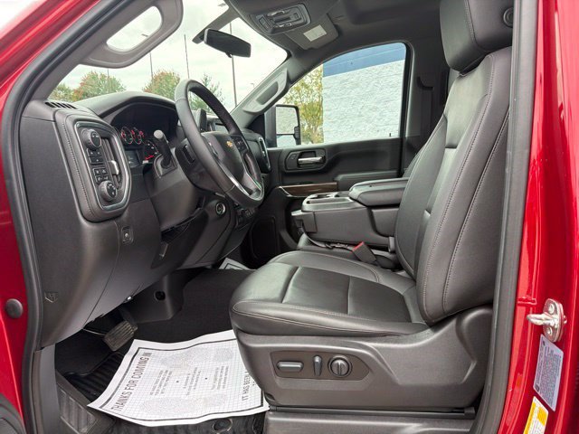 Used 2022 Chevrolet Silverado 2500 LT w/ Convenience Package AWD/4WD image 14