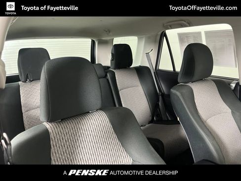 Used 2021 Toyota 4Runner SR5 AWD/4WD image 7