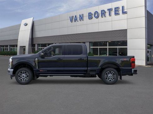 New 2026 Ford F250 Lariat w/ Lariat Ultimate Package image 25