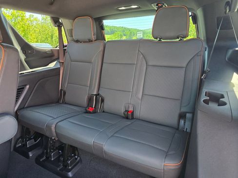 New 2026 GMC Yukon AT4 w/ AT4 Premium Package AWD/4WD image 11