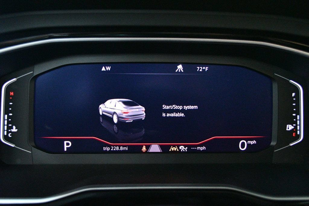 Used 2020 Volkswagen Jetta SEL Premium FWD image 44