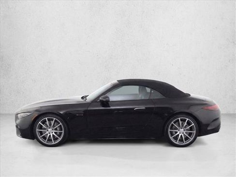 Used 2024 Mercedes-Benz SL 43 AMG image 4