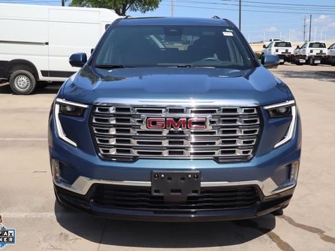 Used 2025 GMC Acadia Denali w/ LPO, Floor Liner Package FWD image 9