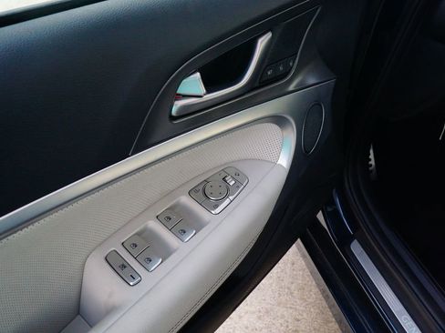 New 2025 Genesis G70 2.5T w/ Sport Prestige Package image 15