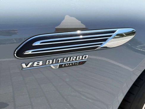 Used 2022 Mercedes-Benz SL 63 AMG 4MATIC image 17