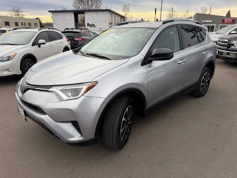 Used 2018 Toyota RAV4 LE image 5