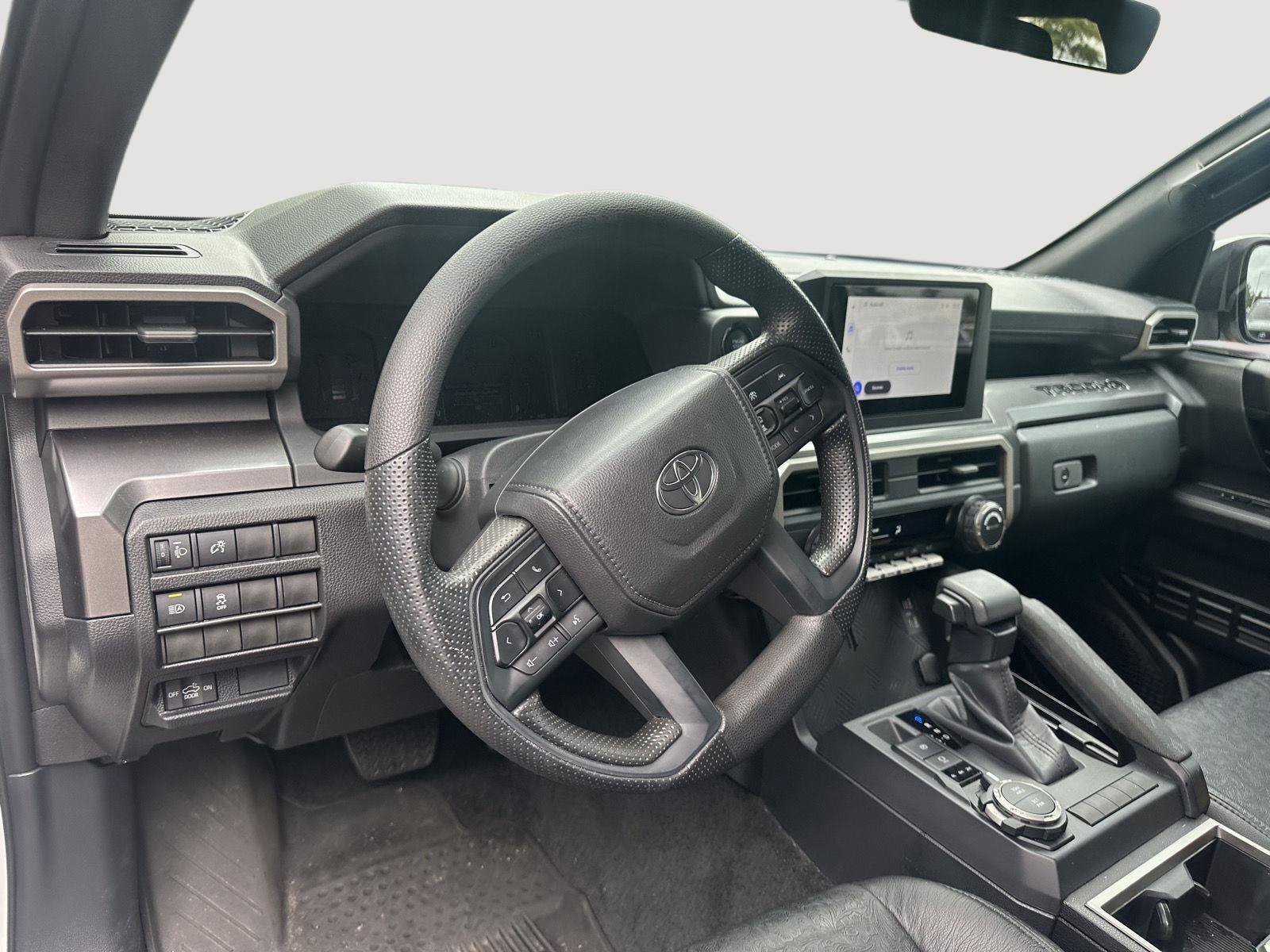 Certified 2025 Toyota Tacoma SR5 AWD/4WD image 51