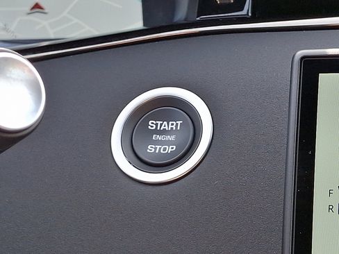 Certified 2025 Land Rover Range Rover Evoque S image 23