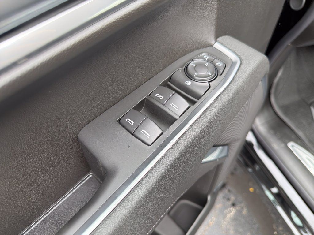 New 2026 Chevrolet Silverado 1500 RST AWD/4WD image 13