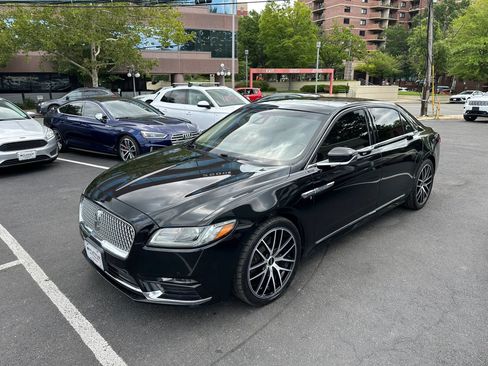Used 2017 Lincoln Continental Select w/ Climate Package FWD image 6