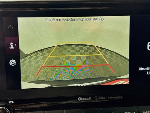 Used 2022 Kia Seltos S FWD image 17