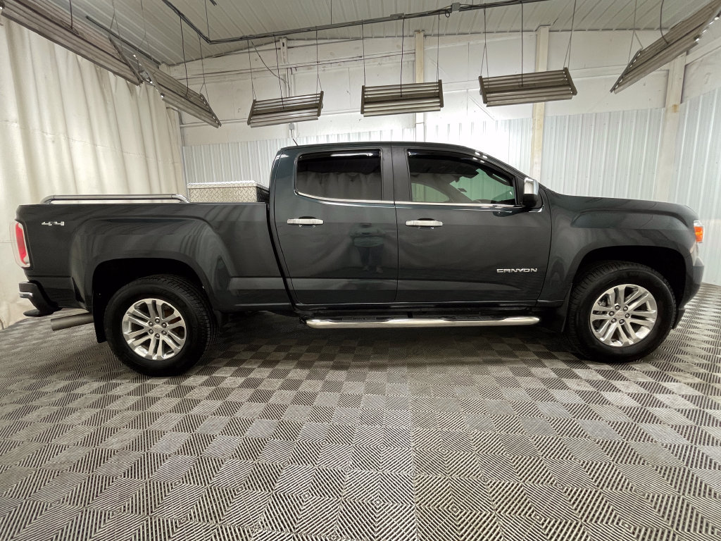 Used 2017 GMC Canyon SLT w/ Driver Alert Package AWD/4WD image 19