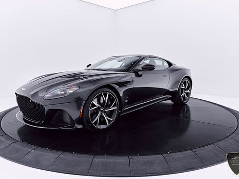 Used 2021 Aston Martin DBS Superleggera RWD image 13