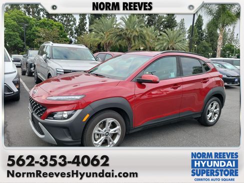 Used 2023 Hyundai Kona SEL AWD/4WD image 1
