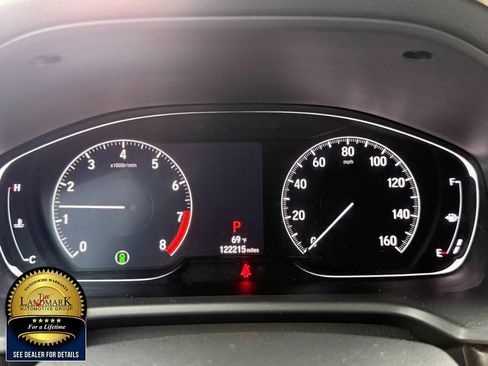 Used 2018 Honda Accord Touring image 12