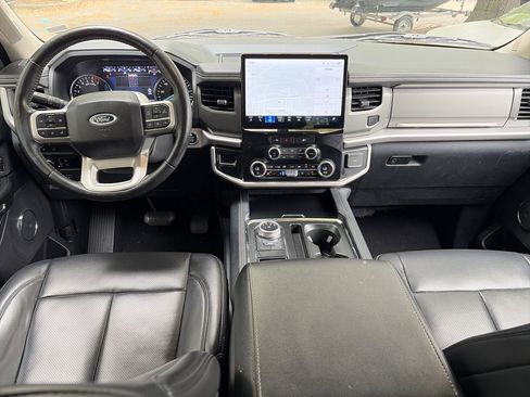Used 2024 Ford Expedition Max XLT RWD image 11