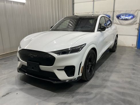 Used 2025 Ford Mustang Mach-E GT image 3