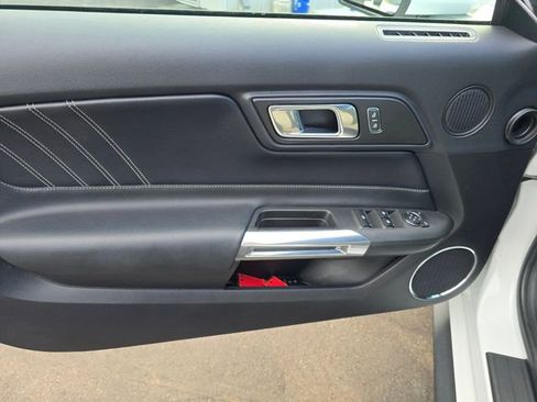 Used 2019 Ford Mustang Premium image 14