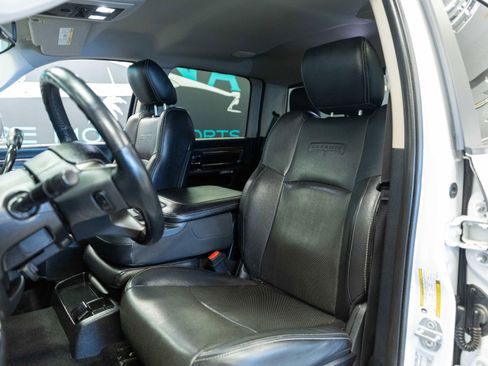 Used 2016 RAM 2500 Laramie AWD/4WD image 11