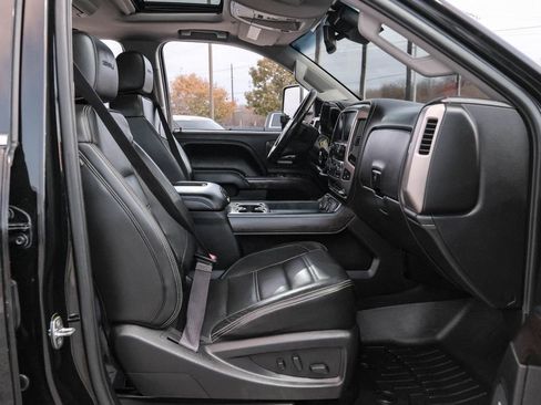 Used 2017 GMC Sierra 2500 Denali w/ Duramax Plus Package image 40