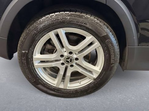 Used 2023 Mercedes-Benz GLB 250 4MATIC image 8