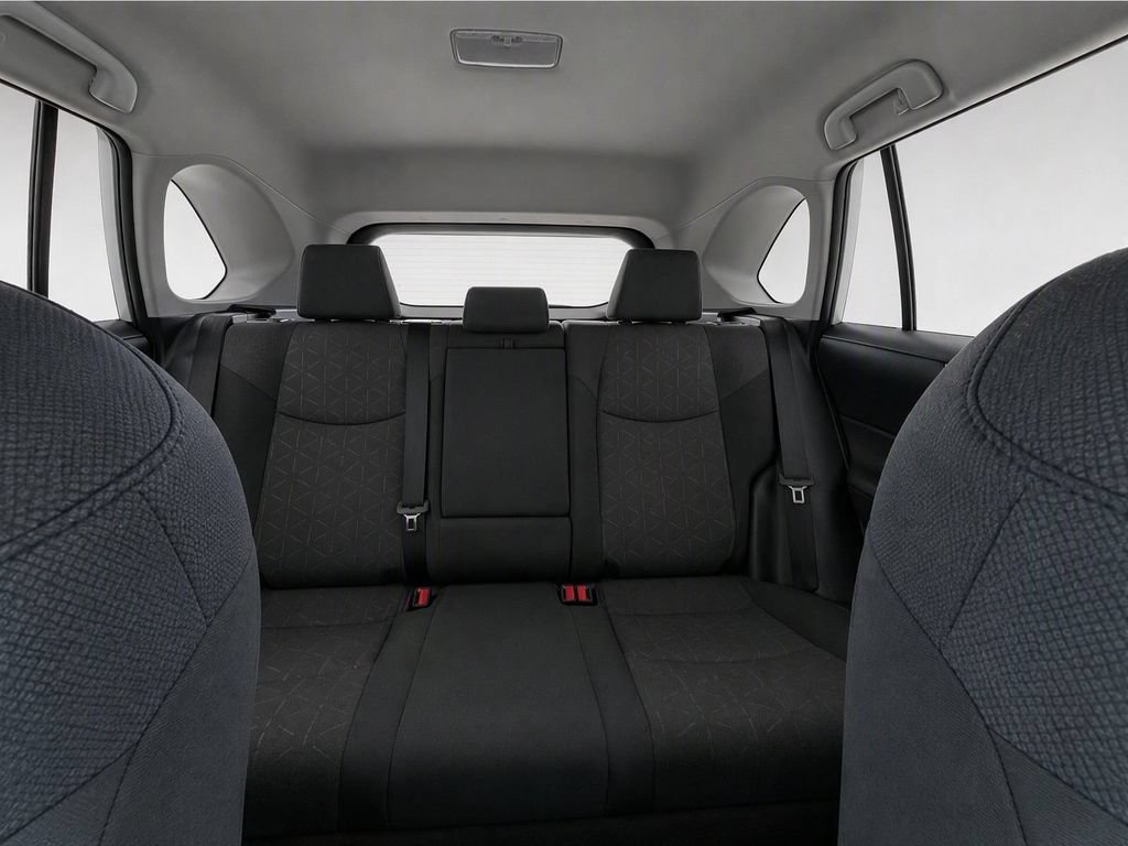 Used 2020 Toyota RAV4 XLE AWD/4WD image 25