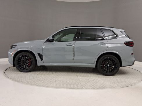 New 2026 BMW X5 sDrive40i w/ M Sport Package RWD image 2