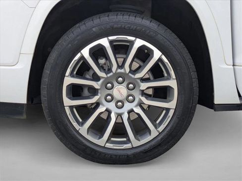 Used 2023 GMC Acadia Denali image 24